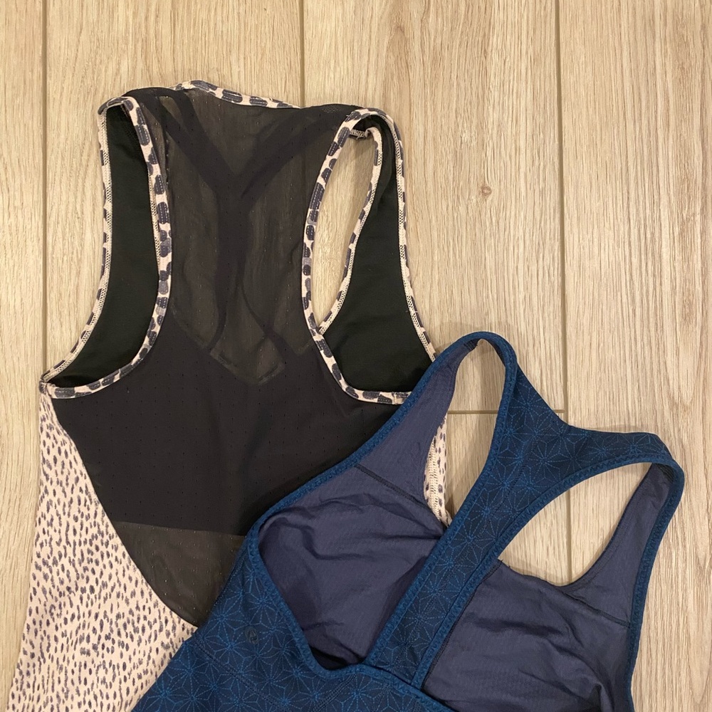 Bundle of 2 Lululemon tanks